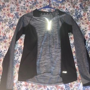 Avita quarter zip